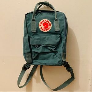 BRAND NEW fjallraven kanken mini backpack frst grn